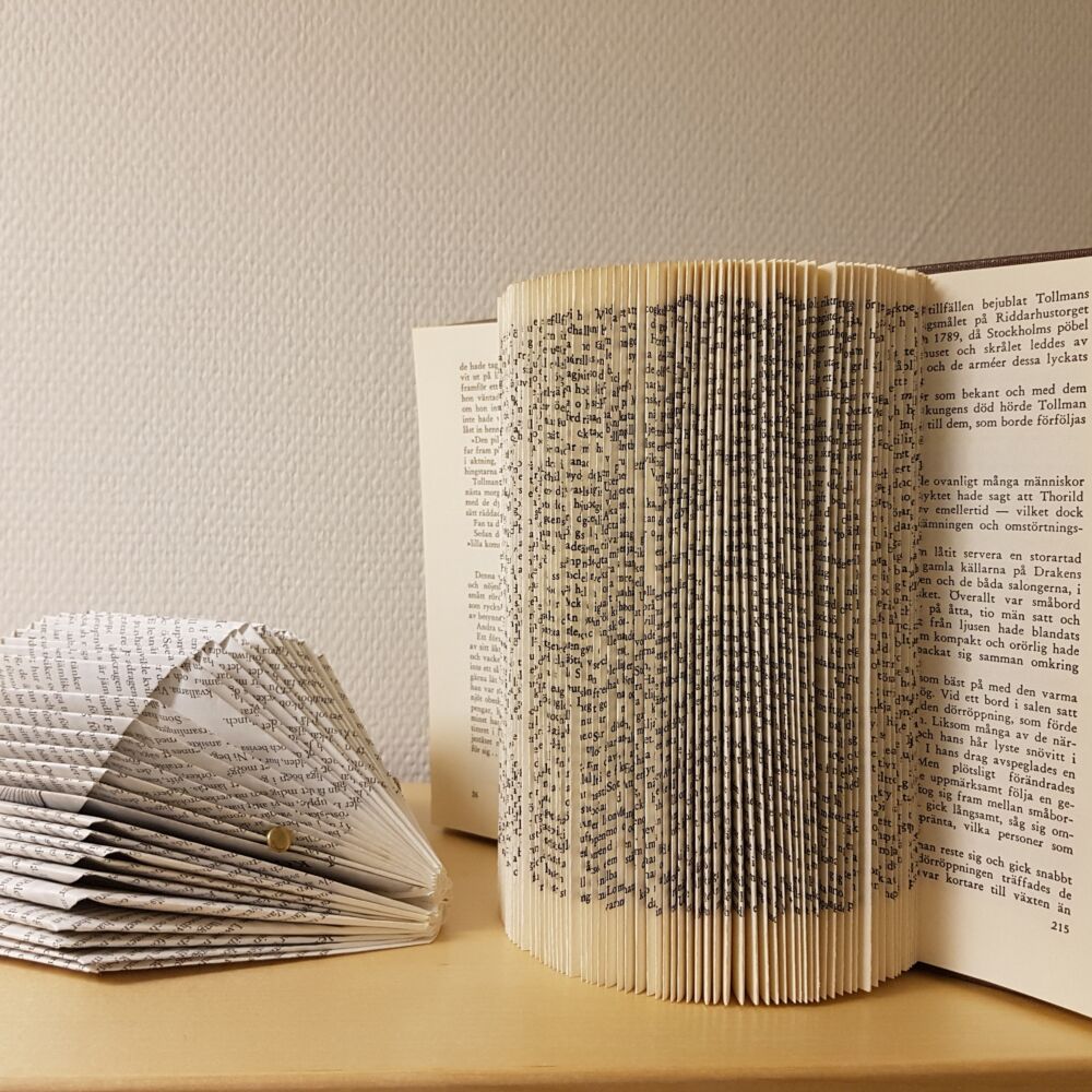 igelkott gjord av boken