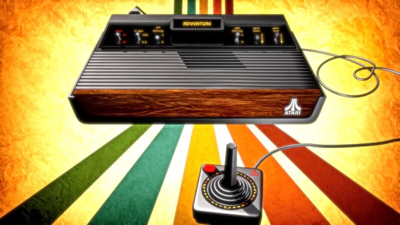 gamla atari spel på färgade bakgrund
